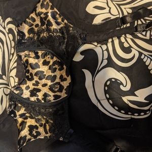 New Dita Von Teese garter belt size 12